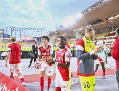 IM体育社区互动入口-里昂球队球员伤愈归队，实力再升的简单介绍