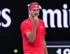 IM体育注册链接-包含欧洲网球队横扫美国网球队，兹维列夫制霸全场的词条