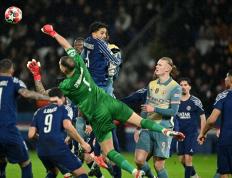 IM体育数据分析平台-曼城备战争晋级欧冠，迎接挑战