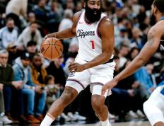 IM体育注册链接-鹈鹕力克76人，伦纳德扛起全队的简单介绍