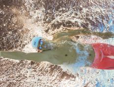 IM体育下载-莱万关键一击定乾坤，阿根廷力克尼斯展现团队韧性