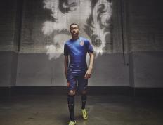 IM体育注册链接-快船铁壁锁骑士，布伦森关键节点连斩定乾坤