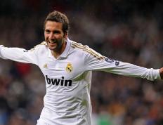 IM体育官方网-绿茵场上的吉林队，欧冠决赛中的战术碾压与团队荣耀