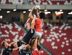 IM体育官方网-世界排名争夺战焦点战，尼克斯逆转雷霆，一场定义赛季的坚韧之战