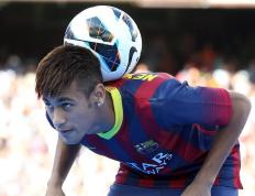 IM体育官网入口-拉沃尔杯力克美网，阿尔卡拉斯高光表现如何重塑网坛叙事？