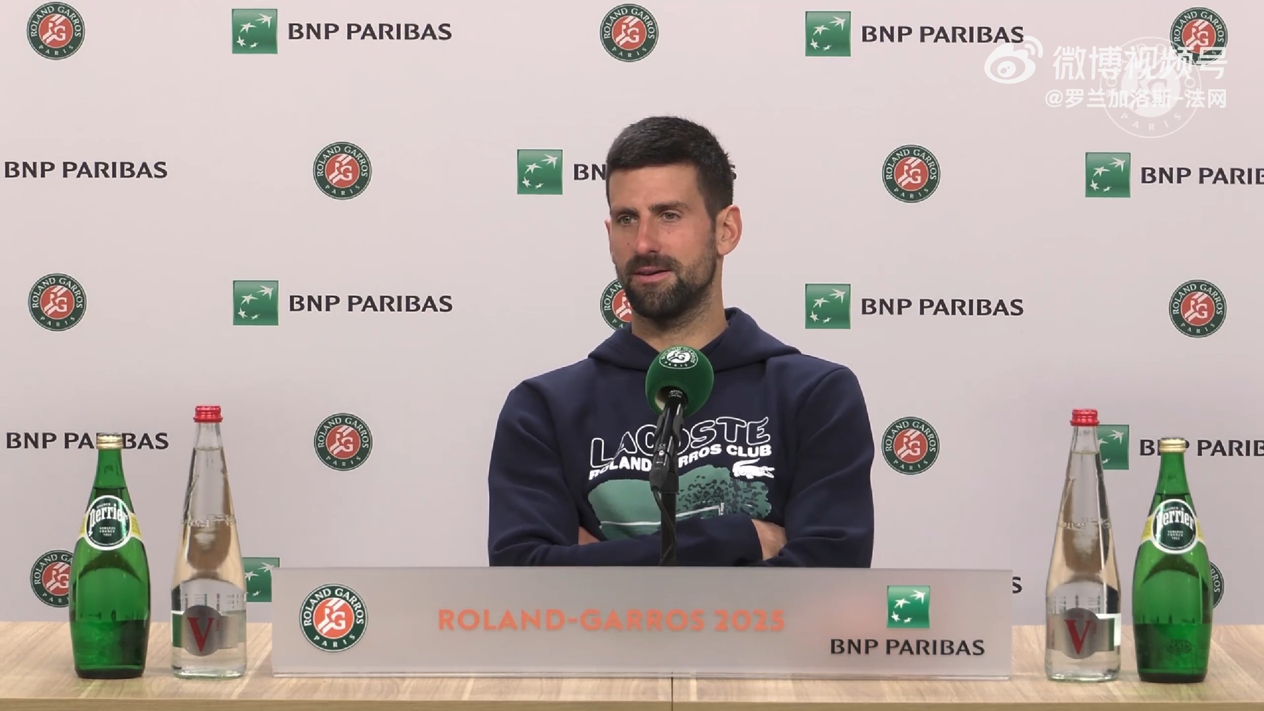 IM体育注册链接-包含意大利网球队完胜日本网球队,德约科维奇统治全场的词条