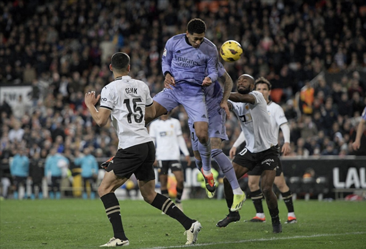 IM体育官网入口-包含瓦伦西亚轻取巴西，苏亚雷斯送出助攻的词条