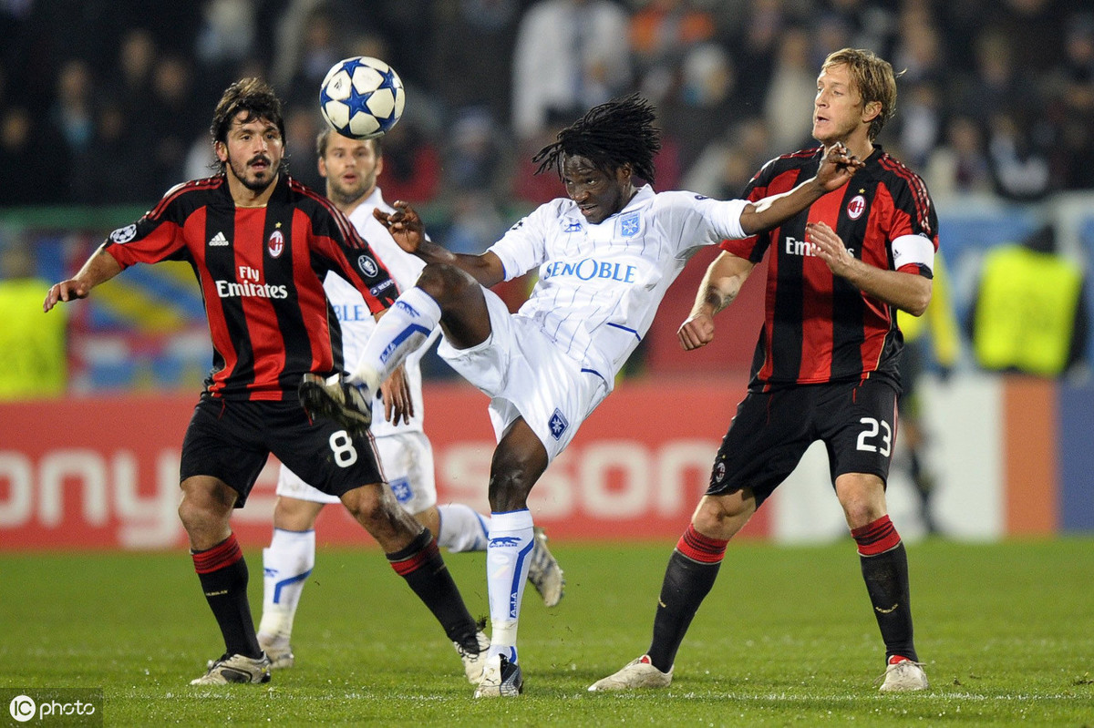 IM体育官网入口-甘冈队在客场比赛中击败强敌