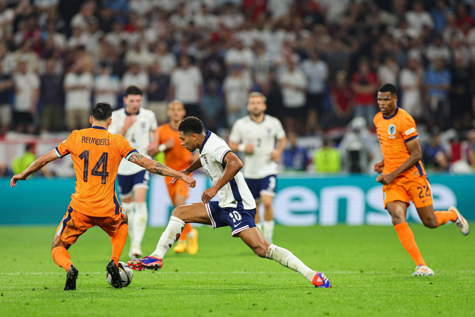 IM体育app-英格兰击败荷兰队进欧洲杯决赛