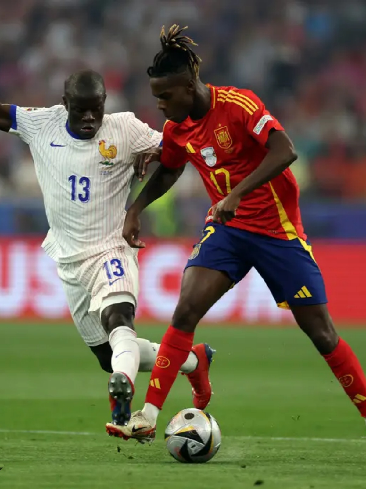 IM体育官网入口-精彩对决现场，球员表现抢眼