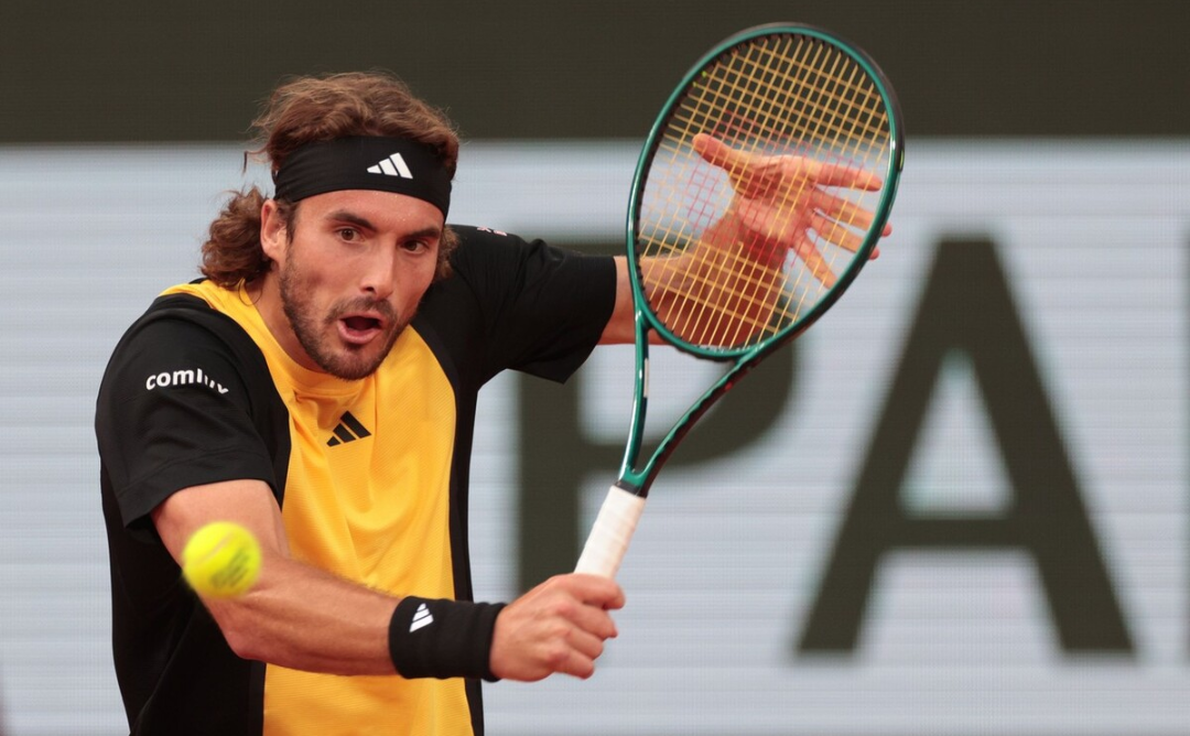 IM体育赛事直播入口-年终总决赛逆转法网，西西帕斯刷新纪录