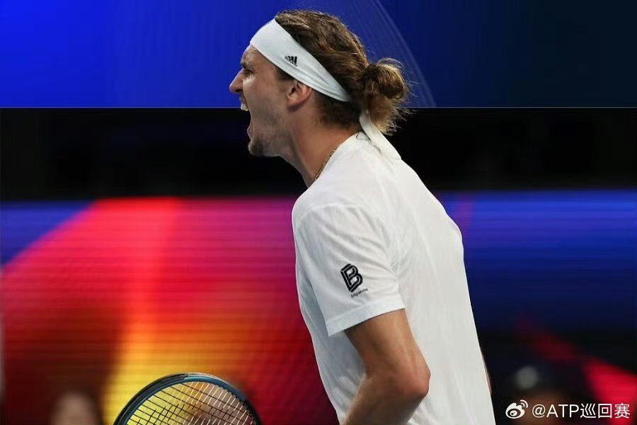 IM体育-包含联合杯险胜ATP总决赛，兹维列夫扛起全队的词条